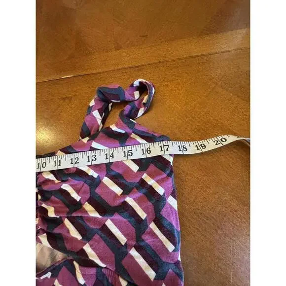 Women's Sleeveless Maxi Dress with Geometric Pattern - Picture 4 of 6